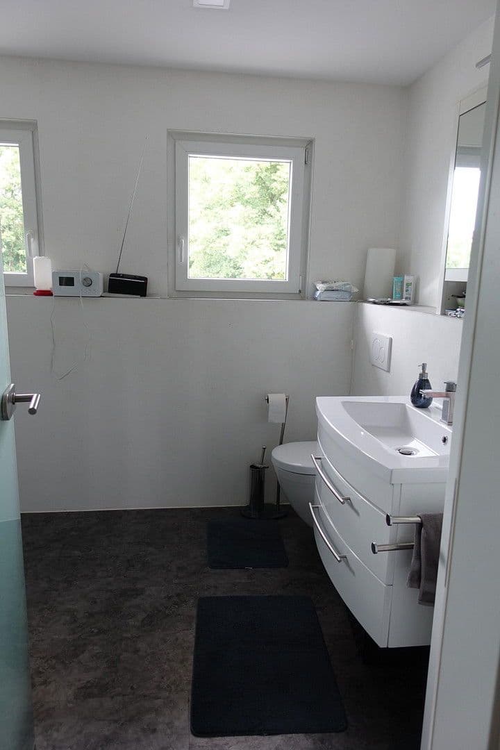 Predaj domu 180 m², pozemek 39.000 m², Hohlensten 3, Buchen (Odenwald), Bádensko-Wurttembersko Predaj domu 180 m², pozemek 39.000 m², Hohlensten 3, Buchen (Odenwald), Bádensko-Wurttembersko