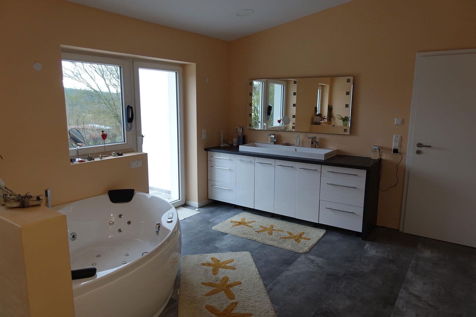 Predaj domu 180 m², pozemek 39.000 m², Hohlensten 3, Buchen (Odenwald), Bádensko-Wurttembersko Predaj domu 180 m², pozemek 39.000 m², Hohlensten 3, Buchen (Odenwald), Bádensko-Wurttembersko