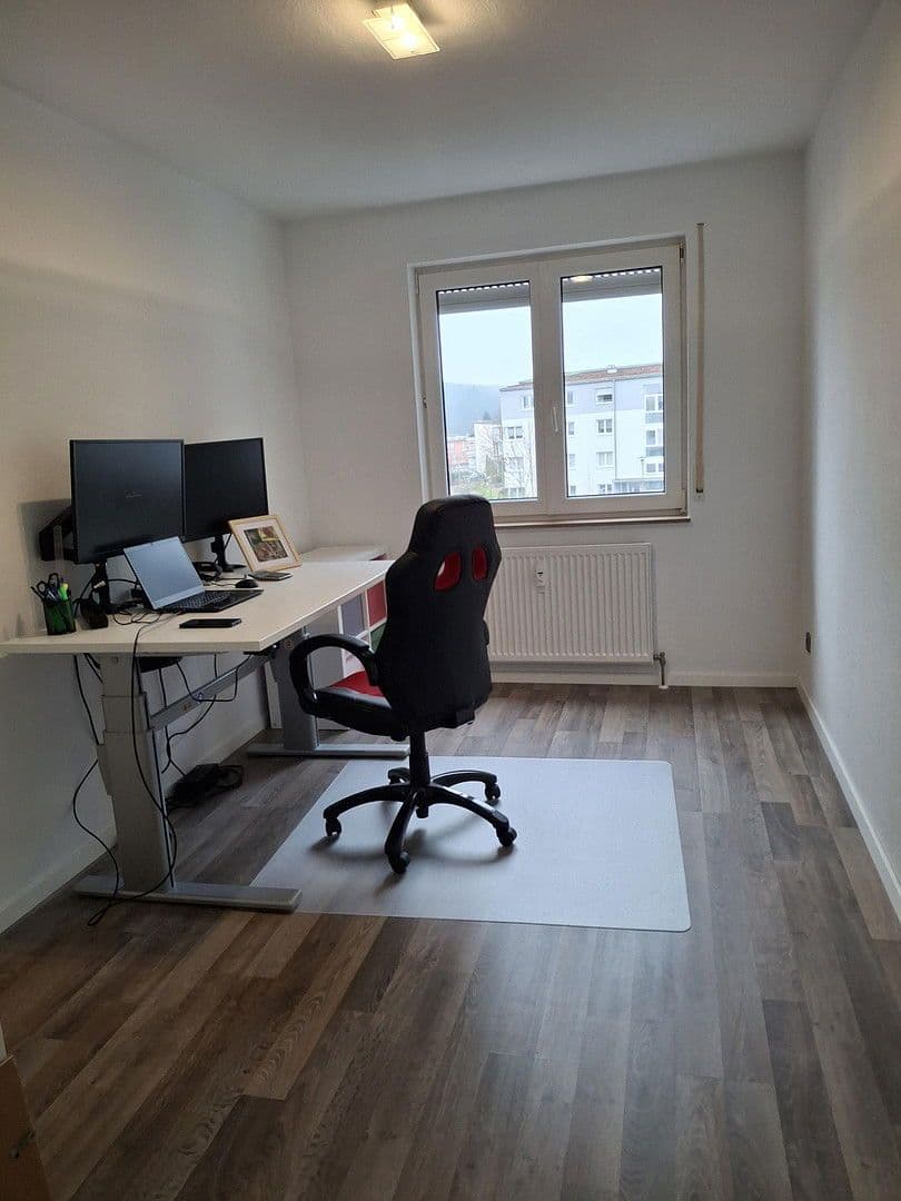 Predaj bytu 3-izbový 78 m², Böblingen, Bádensko-Wurttembersko Predaj bytu 3-izbový 78 m², Böblingen, Bádensko-Wurttembersko