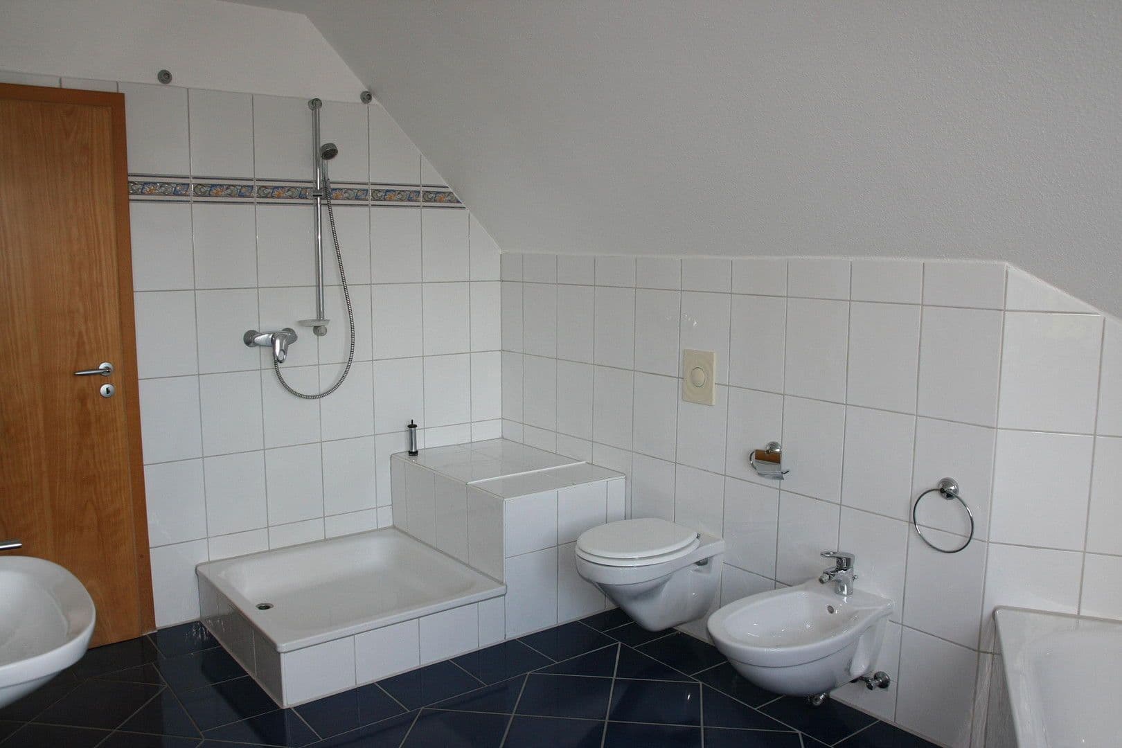 Prenájom domu 130 m², pozemek 426 m², Schneverdingen, Dolné Sasko Prenájom domu 130 m², pozemek 426 m², Schneverdingen, Dolné Sasko