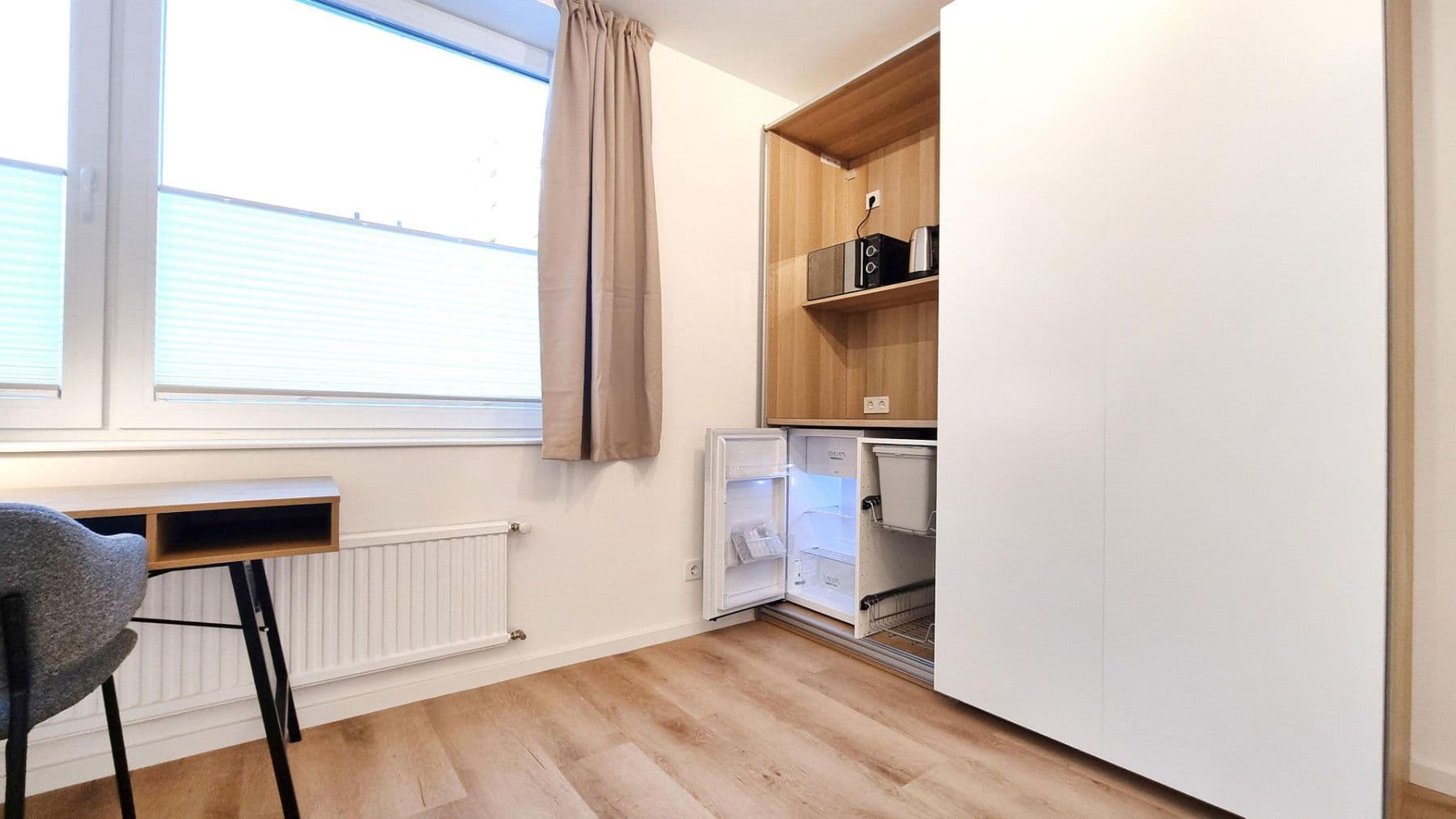 Prenájom bytu 4-izbový 80 m², Leystraße 42, Wien, Viedeň Prenájom bytu 4-izbový 80 m², Leystraße 42, Wien, Viedeň