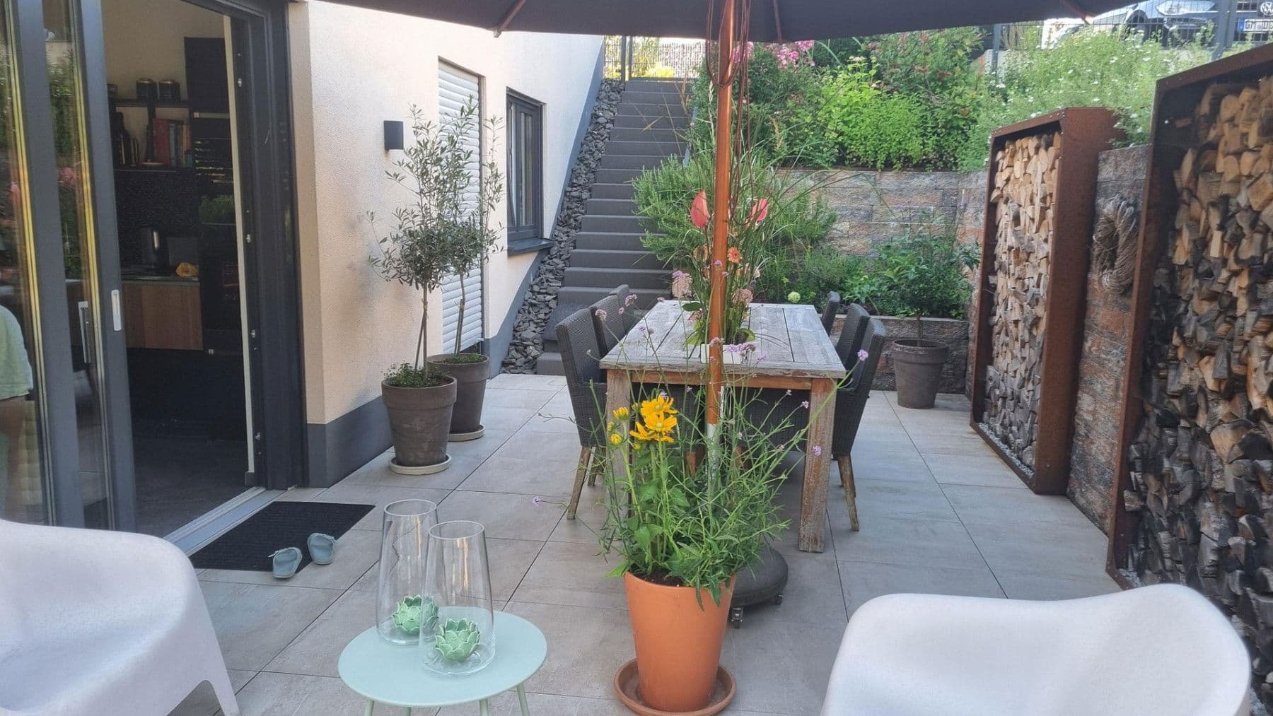 Predaj domu 196 m², pozemek 556 m², Nümbrecht, Severné Porýnie - Westfálsko Predaj domu 196 m², pozemek 556 m², Nümbrecht, Severné Porýnie - Westfálsko