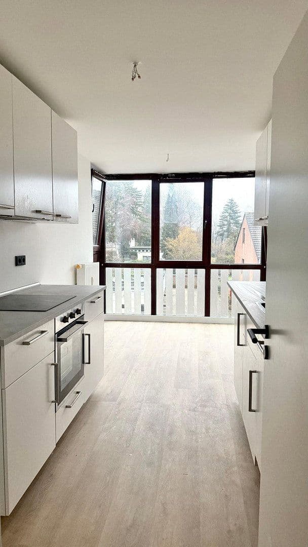 Prenájom bytu 3-izbový 100 m², Horbacherstraße 333, Aachen, Severné Porýnie - Westfálsko Prenájom bytu 3-izbový 100 m², Horbacherstraße 333, Aachen, Severné Porýnie - Westfálsko