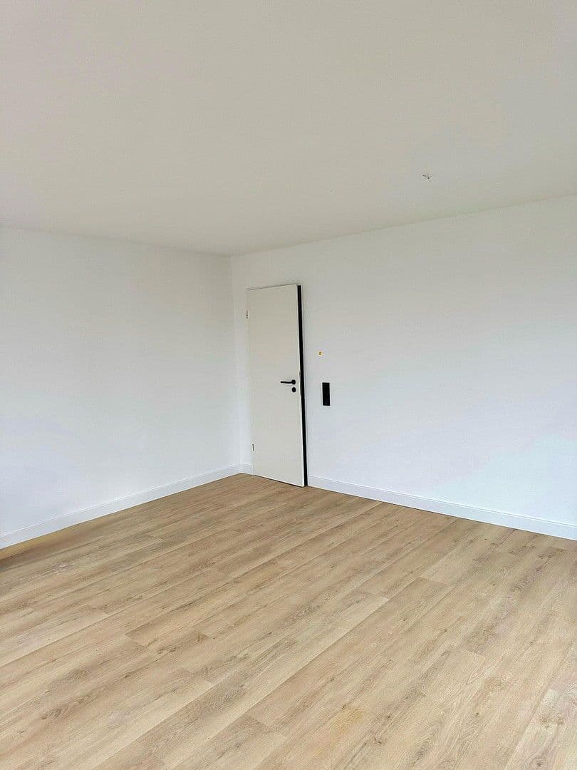 Prenájom bytu 3-izbový 100 m², Horbacherstraße 333, Aachen, Severné Porýnie - Westfálsko Prenájom bytu 3-izbový 100 m², Horbacherstraße 333, Aachen, Severné Porýnie - Westfálsko