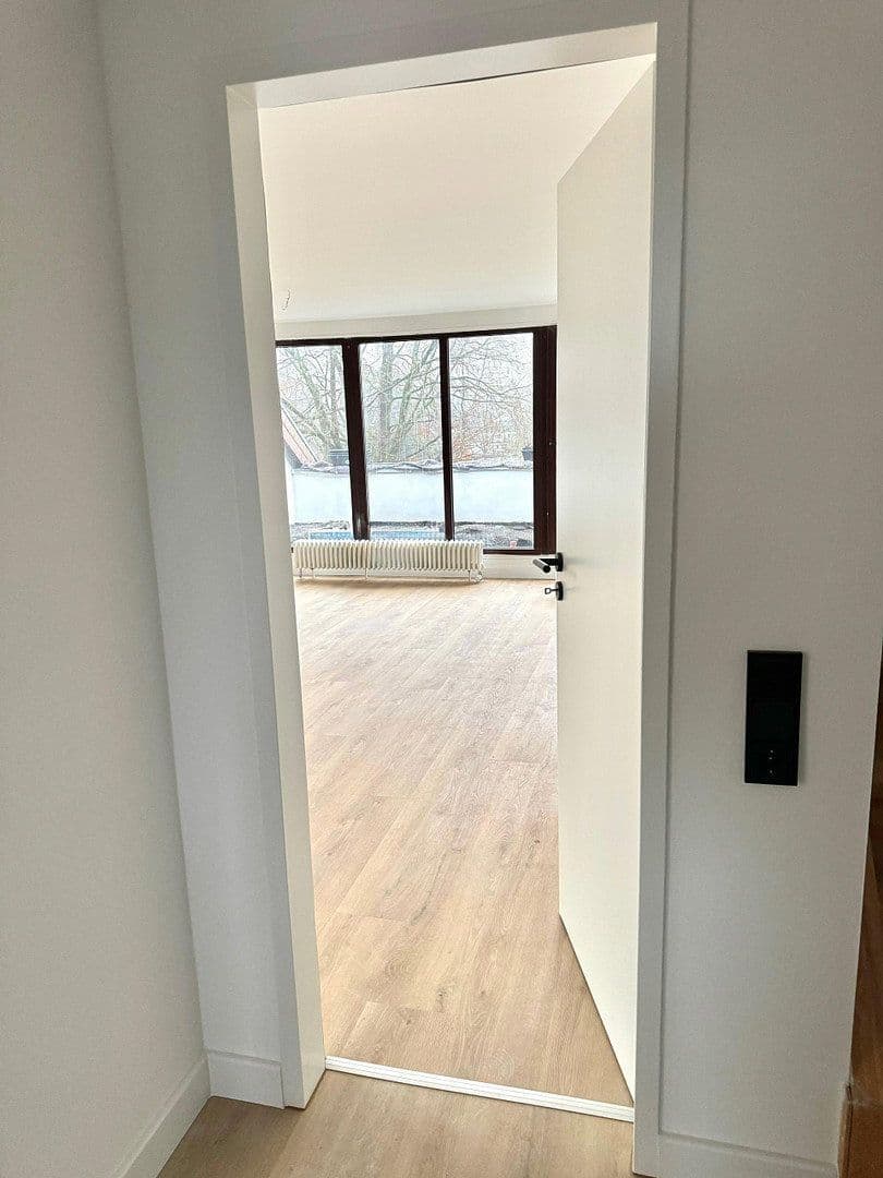 Prenájom bytu 3-izbový 100 m², Horbacherstraße 333, Aachen, Severné Porýnie - Westfálsko Prenájom bytu 3-izbový 100 m², Horbacherstraße 333, Aachen, Severné Porýnie - Westfálsko