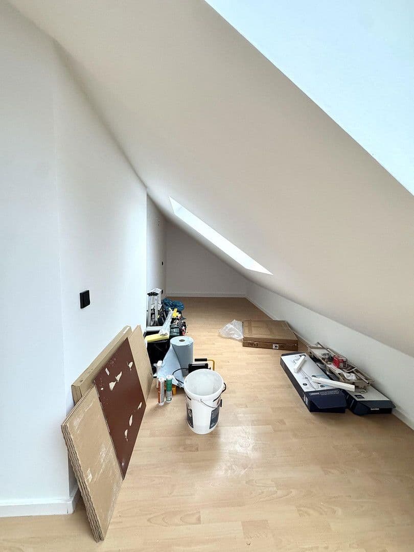 Prenájom bytu 3-izbový 100 m², Horbacherstraße 333, Aachen, Severné Porýnie - Westfálsko Prenájom bytu 3-izbový 100 m², Horbacherstraße 333, Aachen, Severné Porýnie - Westfálsko