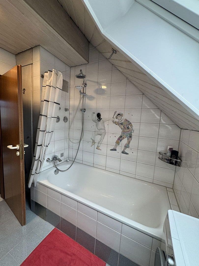 Prenájom bytu 2-izbový 45 m², Eningen unter Achalm, Bádensko-Wurttembersko Prenájom bytu 2-izbový 45 m², Eningen unter Achalm, Bádensko-Wurttembersko