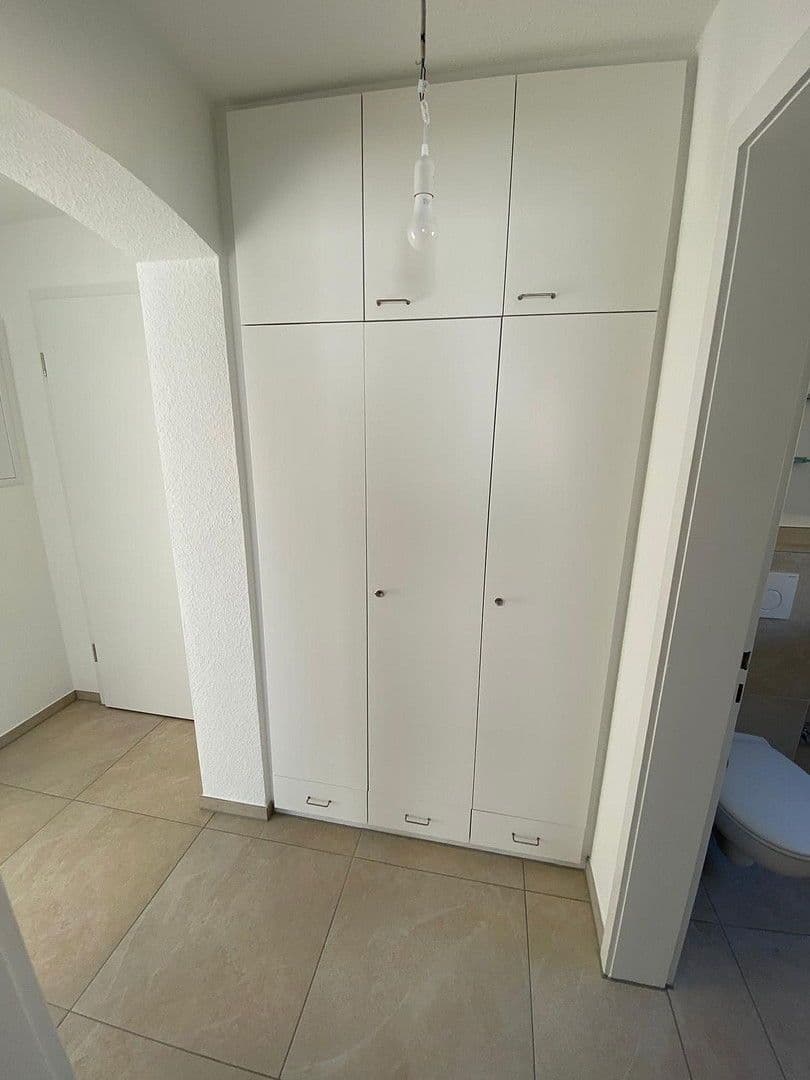 Prenájom bytu 3-izbový 78 m², Denkendorf, Bádensko-Wurttembersko Prenájom bytu 3-izbový 78 m², Denkendorf, Bádensko-Wurttembersko