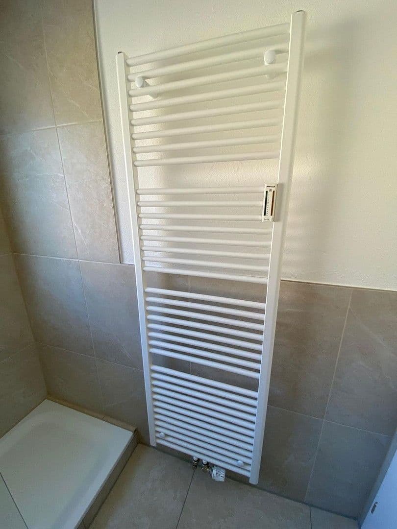 Prenájom bytu 3-izbový 78 m², Denkendorf, Bádensko-Wurttembersko Prenájom bytu 3-izbový 78 m², Denkendorf, Bádensko-Wurttembersko