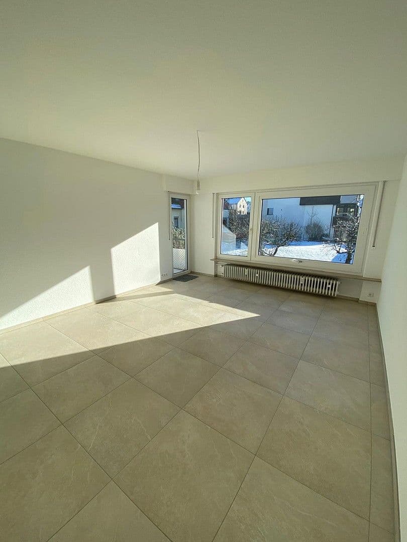 Prenájom bytu 3-izbový 78 m², Denkendorf, Bádensko-Wurttembersko Prenájom bytu 3-izbový 78 m², Denkendorf, Bádensko-Wurttembersko