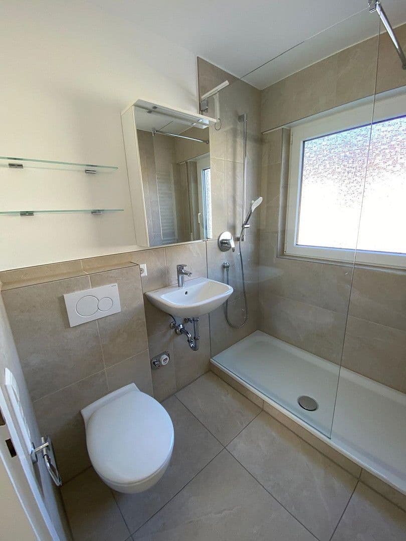 Prenájom bytu 3-izbový 78 m², Denkendorf, Bádensko-Wurttembersko Prenájom bytu 3-izbový 78 m², Denkendorf, Bádensko-Wurttembersko