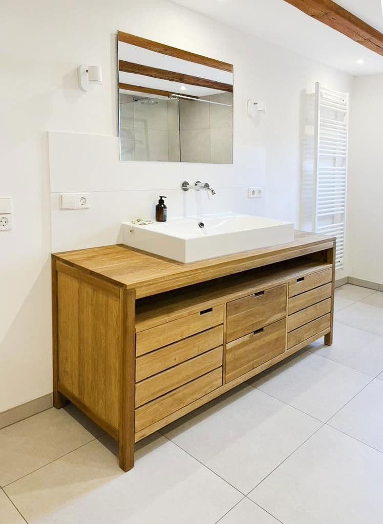 Predaj domu 230 m², pozemek 1.127 m², Lamspringe, Dolné Sasko Predaj domu 230 m², pozemek 1.127 m², Lamspringe, Dolné Sasko