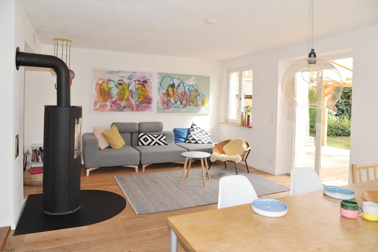 Predaj domu 230 m², pozemek 1.127 m², Lamspringe, Dolné Sasko Predaj domu 230 m², pozemek 1.127 m², Lamspringe, Dolné Sasko