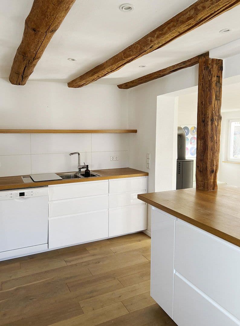 Predaj domu 230 m², pozemek 1.127 m², Lamspringe, Dolné Sasko Predaj domu 230 m², pozemek 1.127 m², Lamspringe, Dolné Sasko