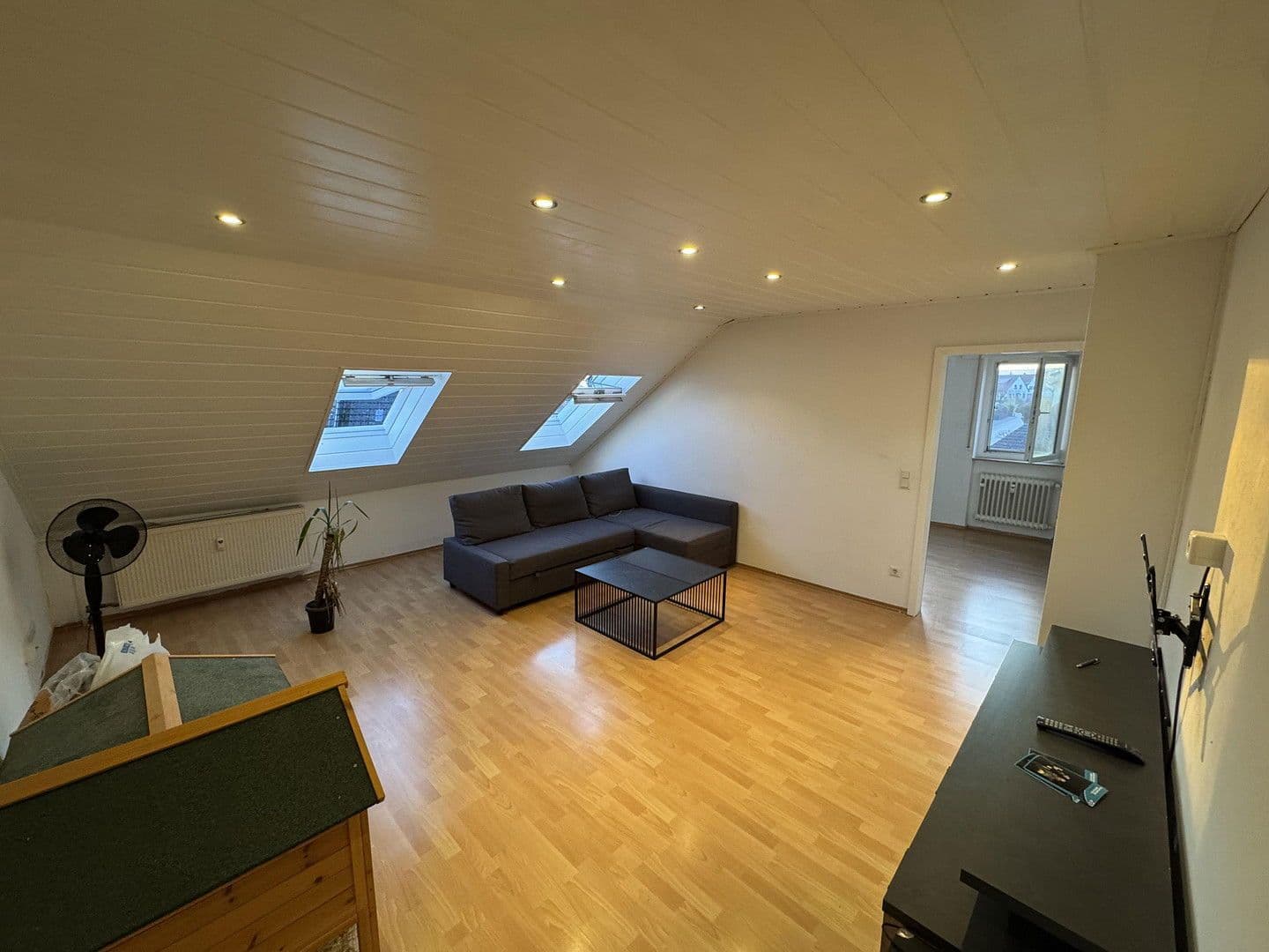 Prenájom bytu 3-izbový 71 m², Bretzenheim, Porýnie-Falcko Prenájom bytu 3-izbový 71 m², Bretzenheim, Porýnie-Falcko