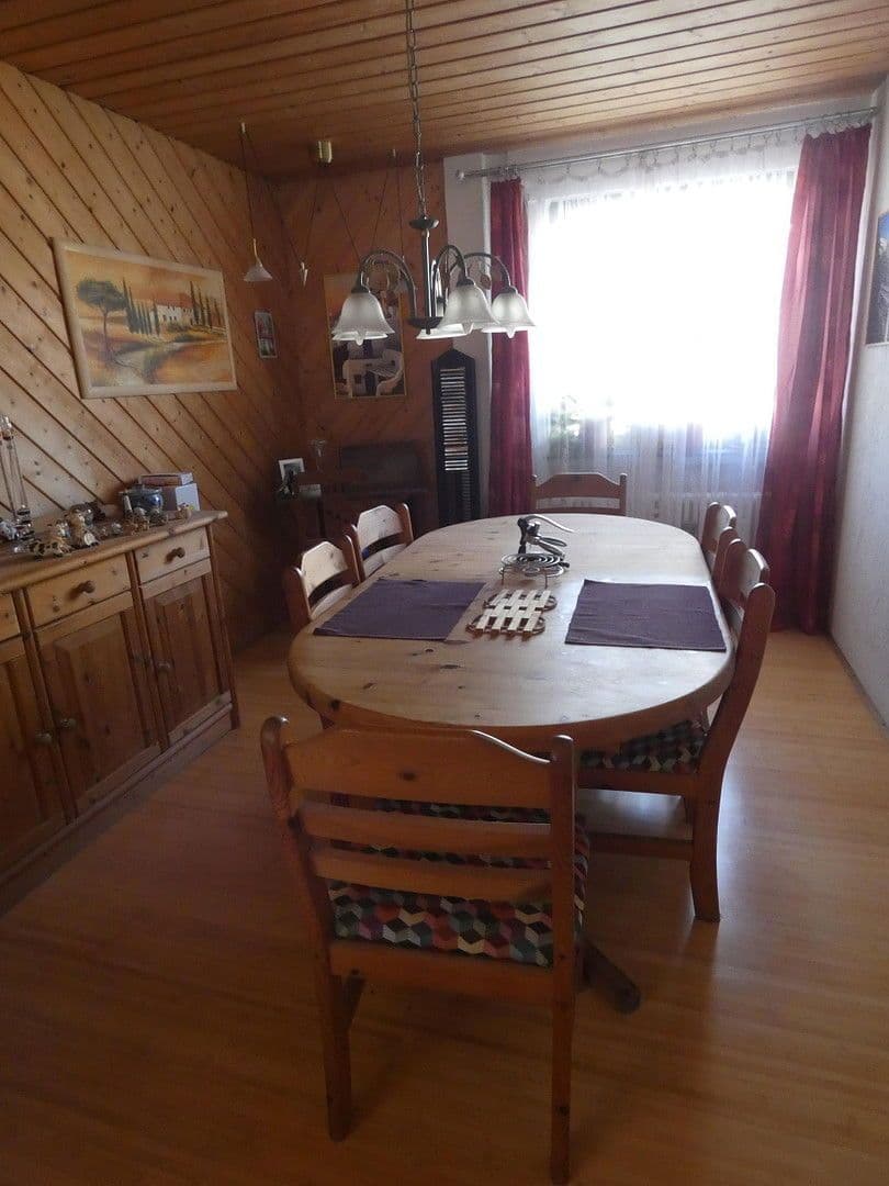 Predaj bytu 4-izbový 102 m², Rüsselsheim am Main, Hesensko Predaj bytu 4-izbový 102 m², Rüsselsheim am Main, Hesensko