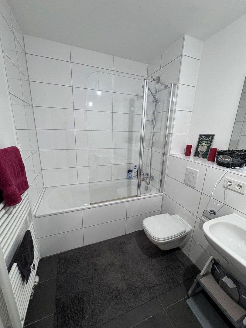 Prenájom bytu 2-izbový 78 m², Wolframstraße 39, Stuttgart, Bádensko-Wurttembersko Prenájom bytu 2-izbový 78 m², Wolframstraße 39, Stuttgart, Bádensko-Wurttembersko