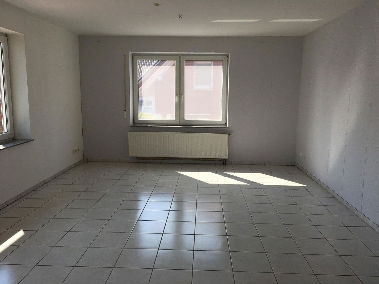 Predaj domu 280 m², pozemek 661 m², Brakel, Severné Porýnie - Westfálsko Predaj domu 280 m², pozemek 661 m², Brakel, Severné Porýnie - Westfálsko