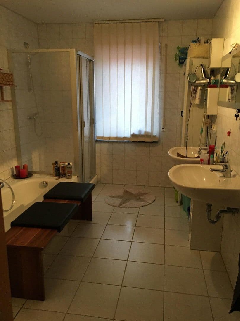 Predaj domu 280 m², pozemek 661 m², Brakel, Severné Porýnie - Westfálsko Predaj domu 280 m², pozemek 661 m², Brakel, Severné Porýnie - Westfálsko