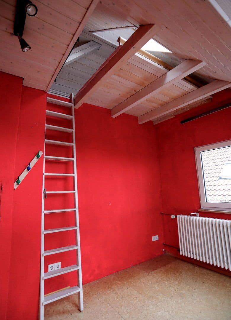 Predaj domu 95 m², pozemek 142 m², Reutlingen, Bádensko-Wurttembersko Predaj domu 95 m², pozemek 142 m², Reutlingen, Bádensko-Wurttembersko