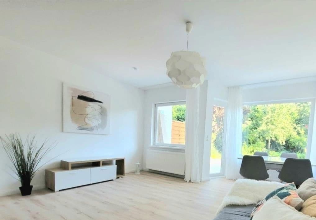 Predaj domu 127 m², pozemek 146 m², Hamburg, Hamburg Predaj domu 127 m², pozemek 146 m², Hamburg, Hamburg