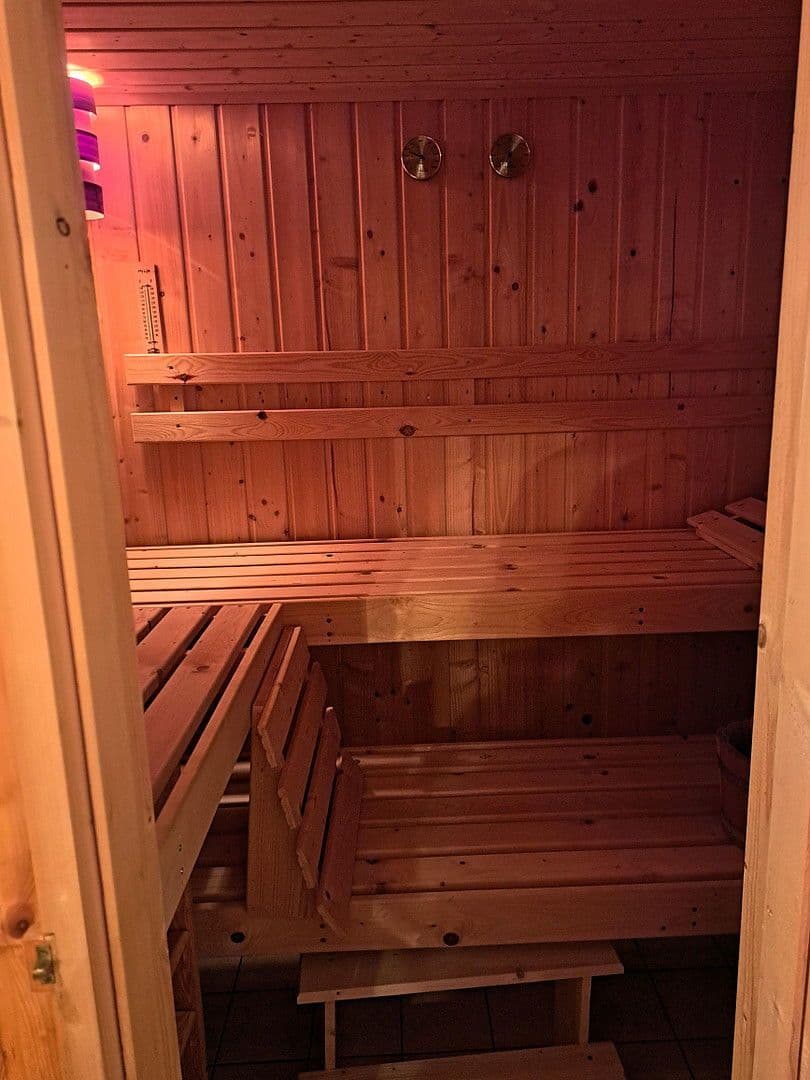 Predaj domu 140 m², pozemek 761 m², Hofheim in Unterfranken, Bavorsko Predaj domu 140 m², pozemek 761 m², Hofheim in Unterfranken, Bavorsko