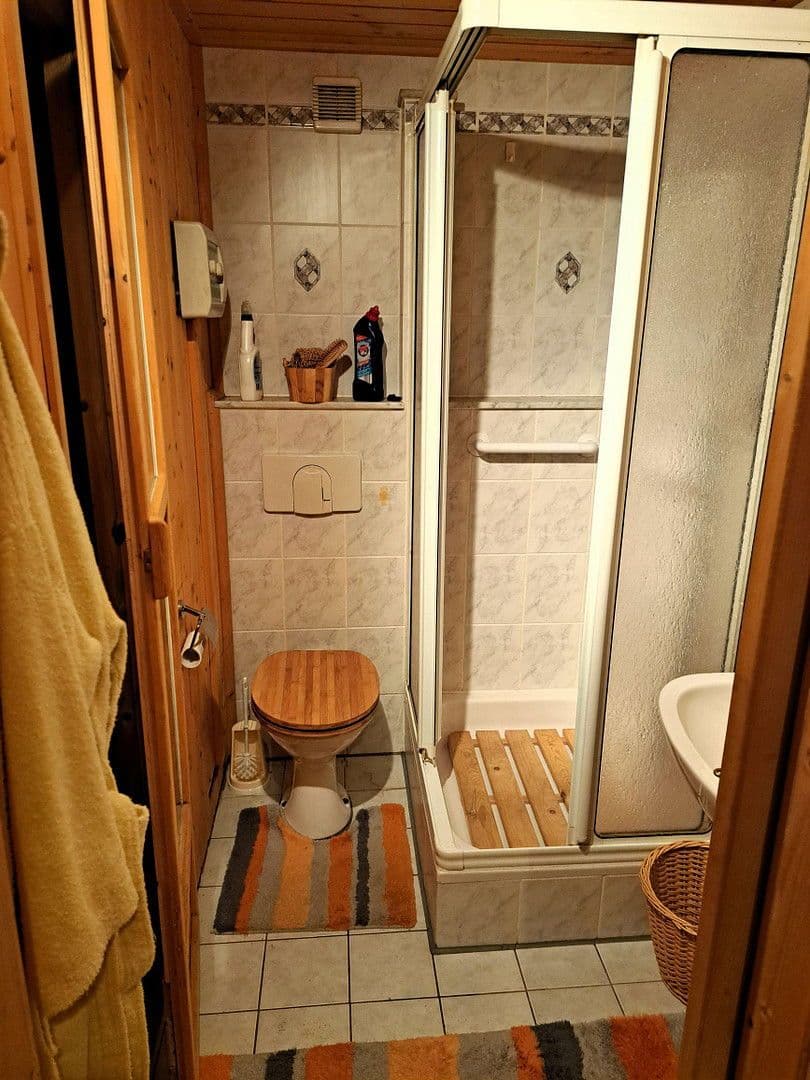 Predaj domu 140 m², pozemek 761 m², Hofheim in Unterfranken, Bavorsko Predaj domu 140 m², pozemek 761 m², Hofheim in Unterfranken, Bavorsko