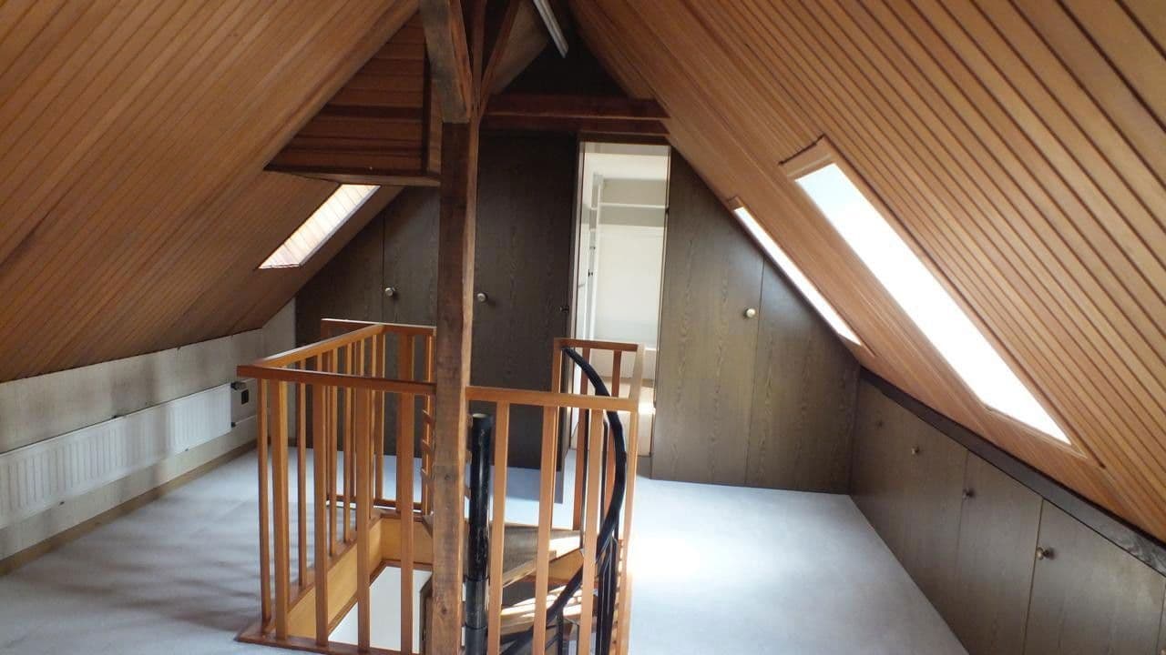 Prenájom bytu 3-izbový 90 m², Meerbusch, Severné Porýnie - Westfálsko Prenájom bytu 3-izbový 90 m², Meerbusch, Severné Porýnie - Westfálsko