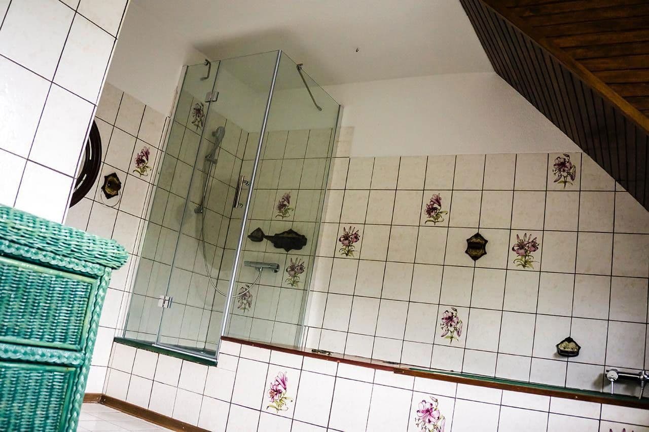 Prenájom bytu 3-izbový 90 m², Meerbusch, Severné Porýnie - Westfálsko Prenájom bytu 3-izbový 90 m², Meerbusch, Severné Porýnie - Westfálsko