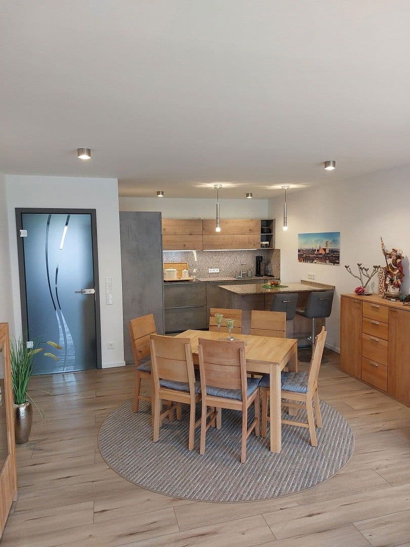 Predaj bytu 3-izbový 94 m², Sickte, Dolné Sasko Predaj bytu 3-izbový 94 m², Sickte, Dolné Sasko