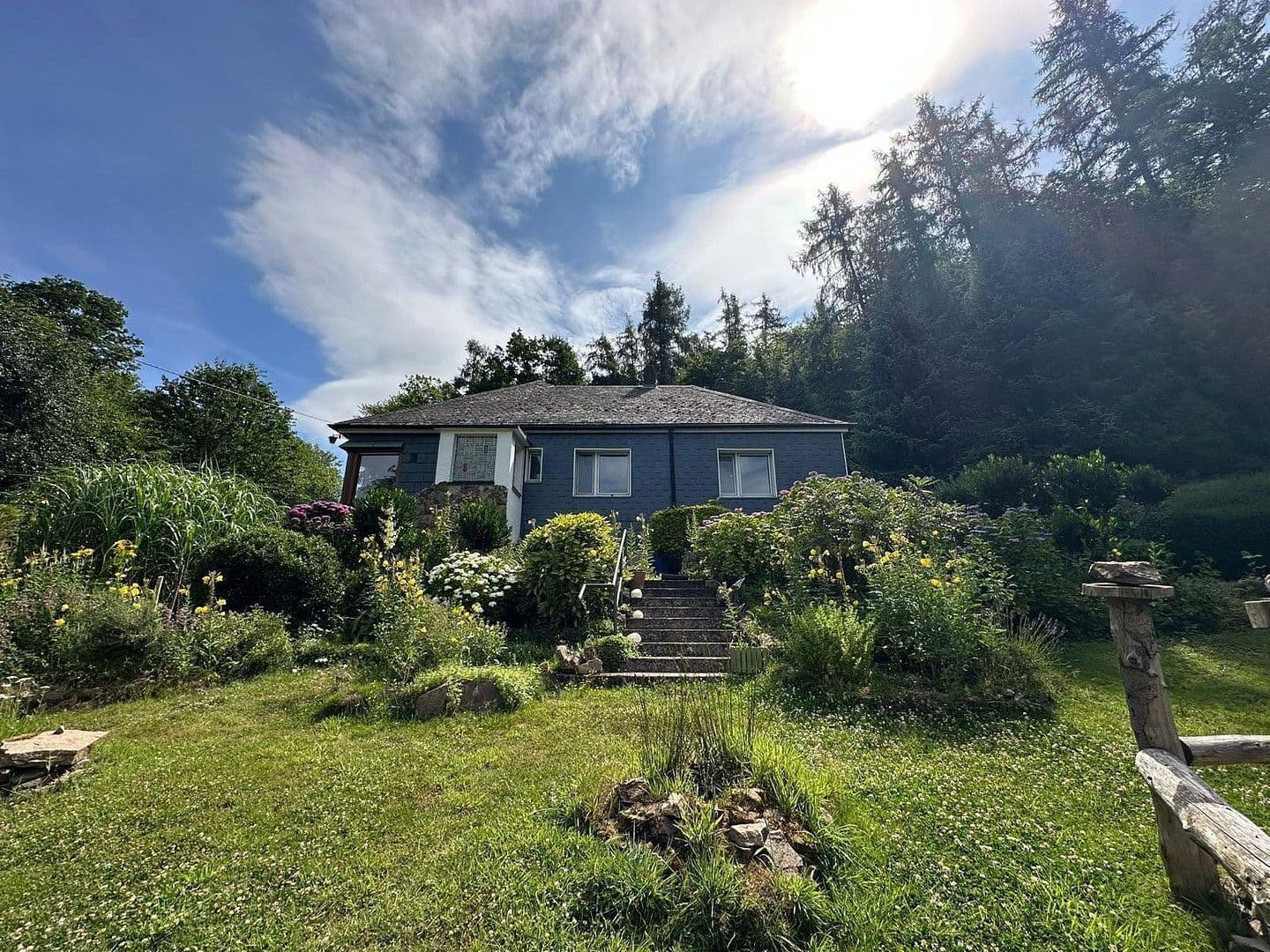 Predaj domu 115 m², pozemek 1.258 m², Elfringhauser Str. 113, Hattingen, Severné Porýnie - Westfálsko Predaj domu 115 m², pozemek 1.258 m², Elfringhauser Str. 113, Hattingen, Severné Porýnie - Westfálsko