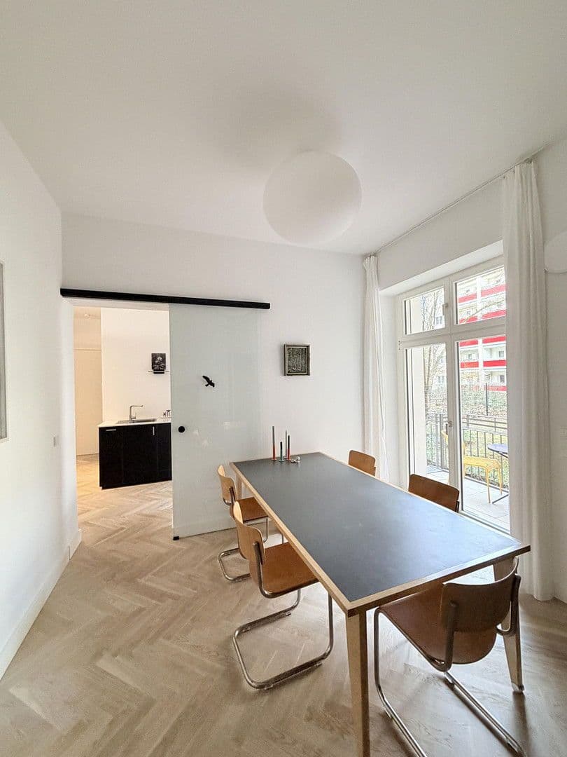Predaj bytu 3-izbový 115 m², Berlin, Berlín Predaj bytu 3-izbový 115 m², Berlin, Berlín