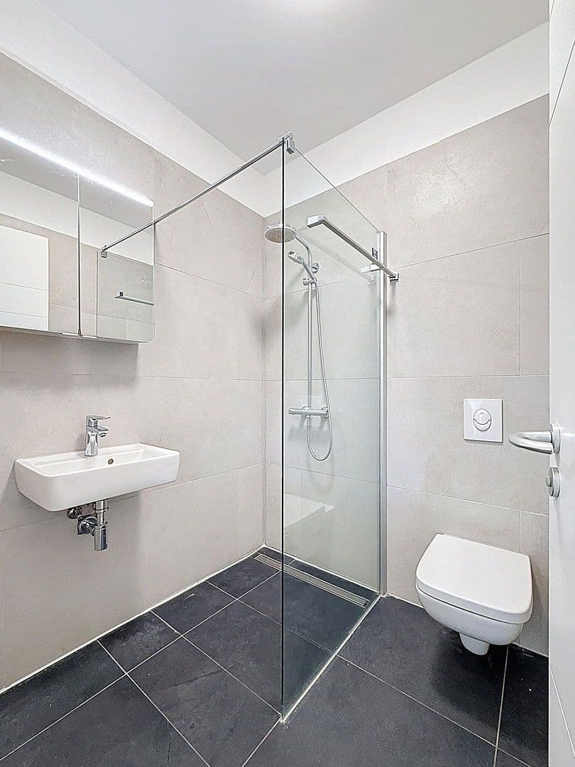 Predaj domu 226 m², pozemek 192 m², Teltow, Brandenbursko Predaj domu 226 m², pozemek 192 m², Teltow, Brandenbursko