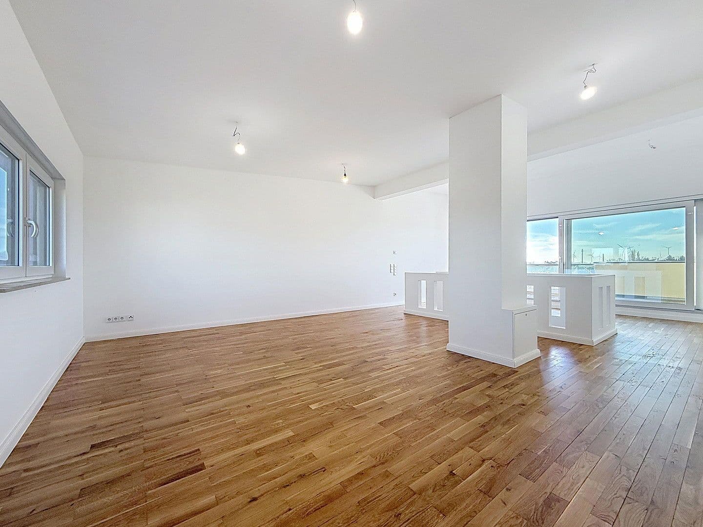 Predaj domu 226 m², pozemek 192 m², Teltow, Brandenbursko Predaj domu 226 m², pozemek 192 m², Teltow, Brandenbursko