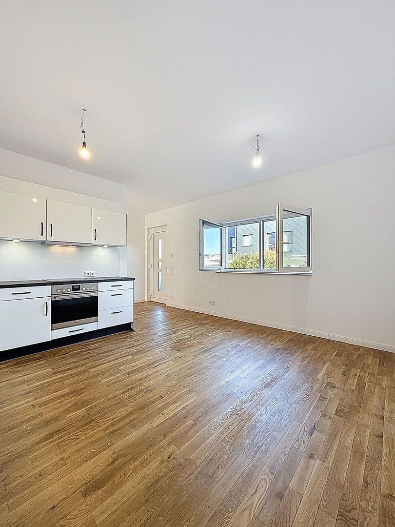 Predaj domu 226 m², pozemek 192 m², Teltow, Brandenbursko Predaj domu 226 m², pozemek 192 m², Teltow, Brandenbursko