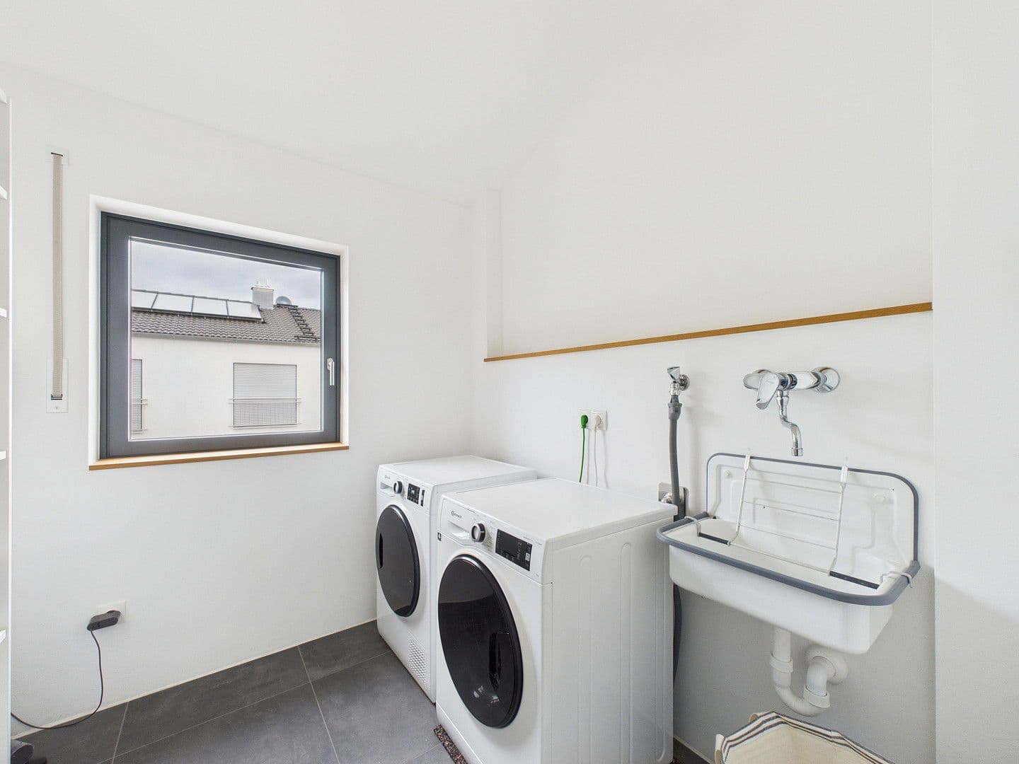 Predaj domu 205 m², pozemek 811 m², Magdalenastraße 14, Hilpoltstein, Bavorsko Predaj domu 205 m², pozemek 811 m², Magdalenastraße 14, Hilpoltstein, Bavorsko