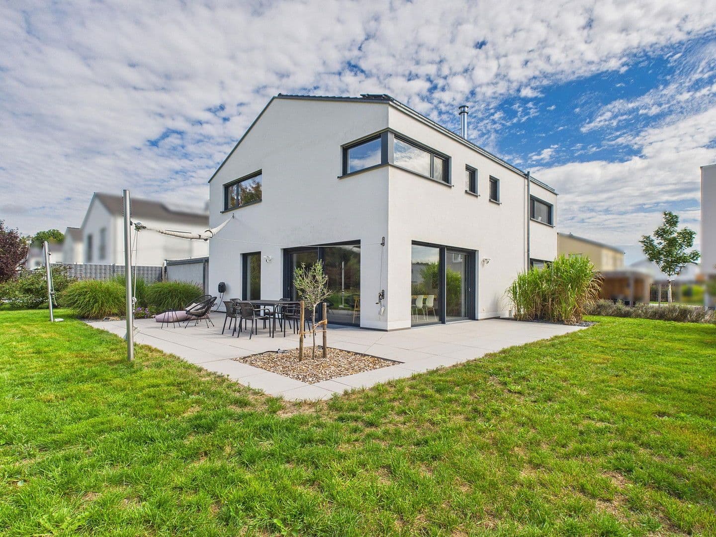 Predaj domu 205 m², pozemek 811 m², Magdalenastraße 14, Hilpoltstein, Bavorsko Predaj domu 205 m², pozemek 811 m², Magdalenastraße 14, Hilpoltstein, Bavorsko