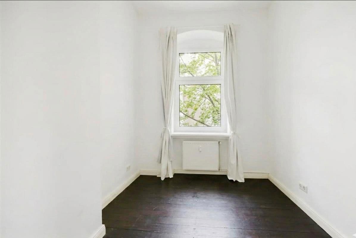 Predaj bytu 4-izbový 80 m², Berlin, Berlín Predaj bytu 4-izbový 80 m², Berlin, Berlín