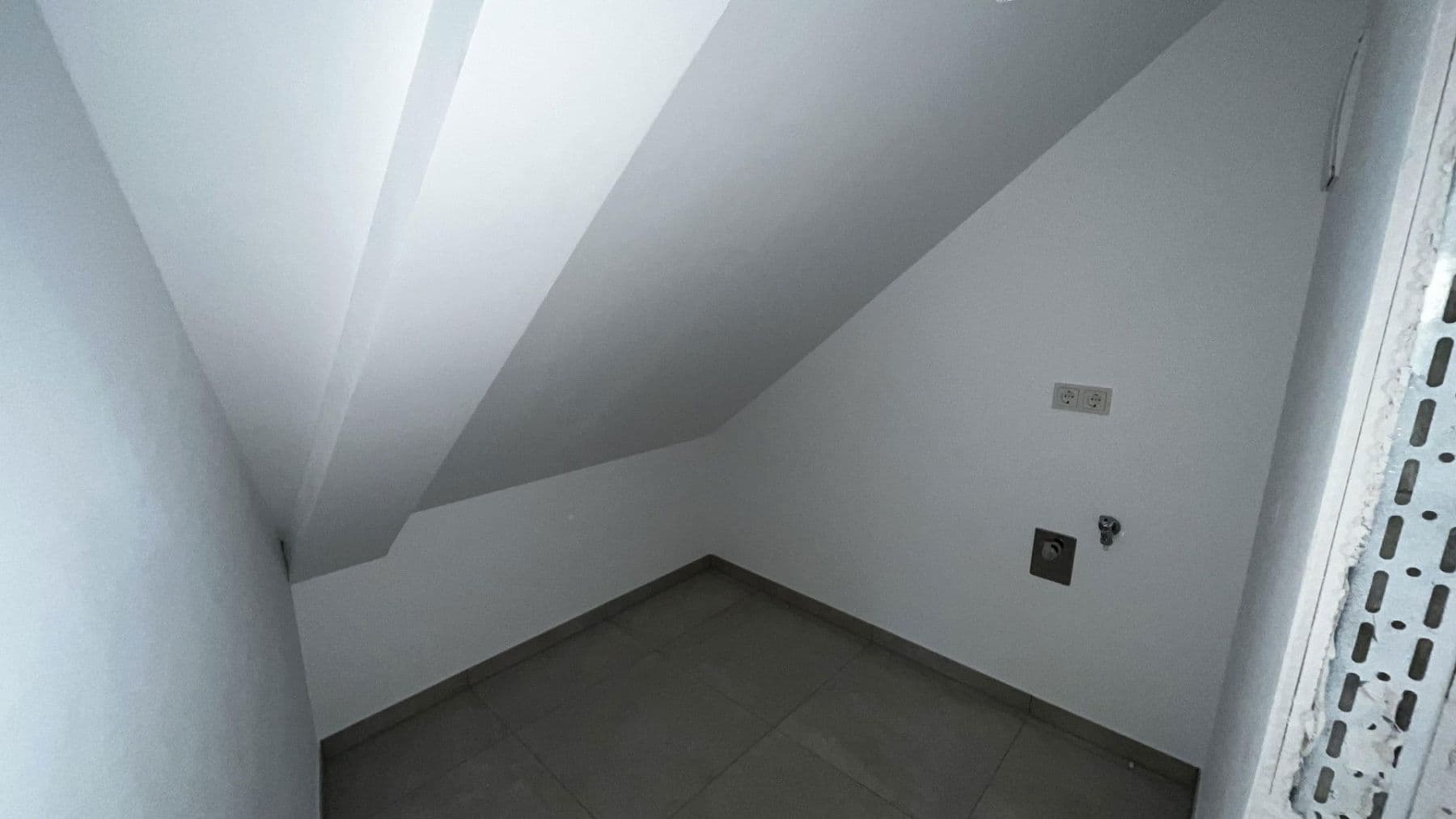 Prenájom bytu 3-izbový 72 m², Seligenstadt, Hesensko Prenájom bytu 3-izbový 72 m², Seligenstadt, Hesensko