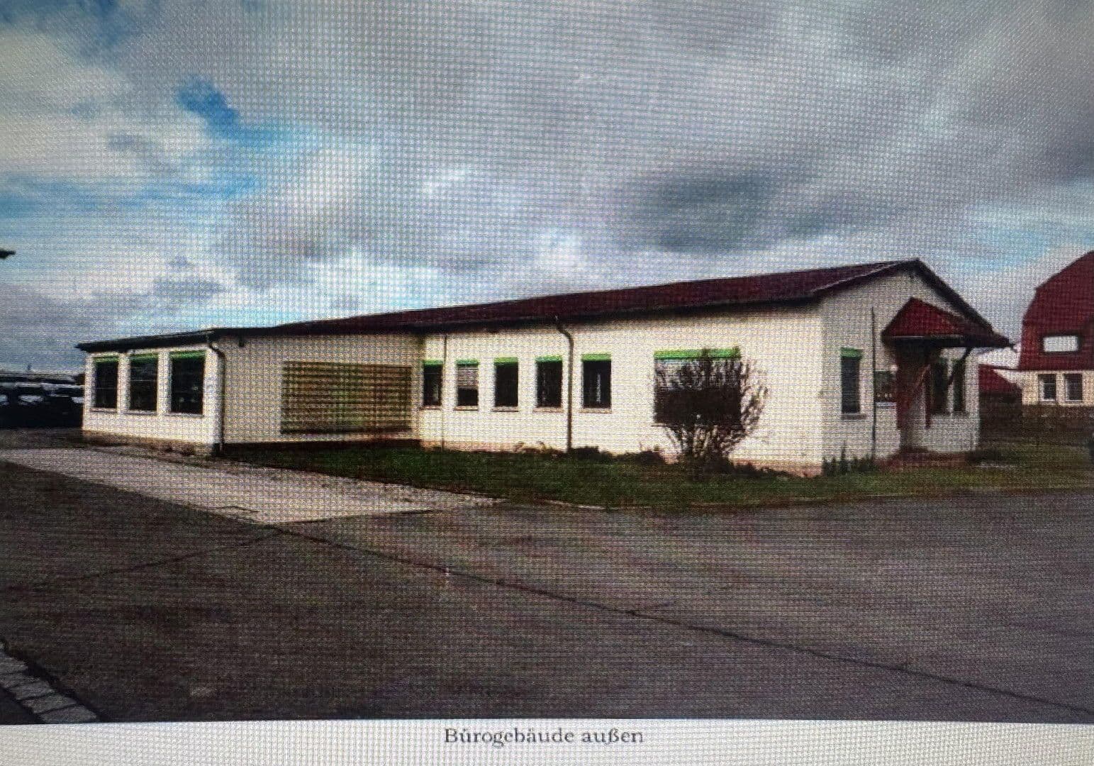 Prenájom nebytového priestoru 10.000 m², Bahnhofstraße 10, Walschleben, Durínsko Prenájom nebytového priestoru 10.000 m², Bahnhofstraße 10, Walschleben, Durínsko