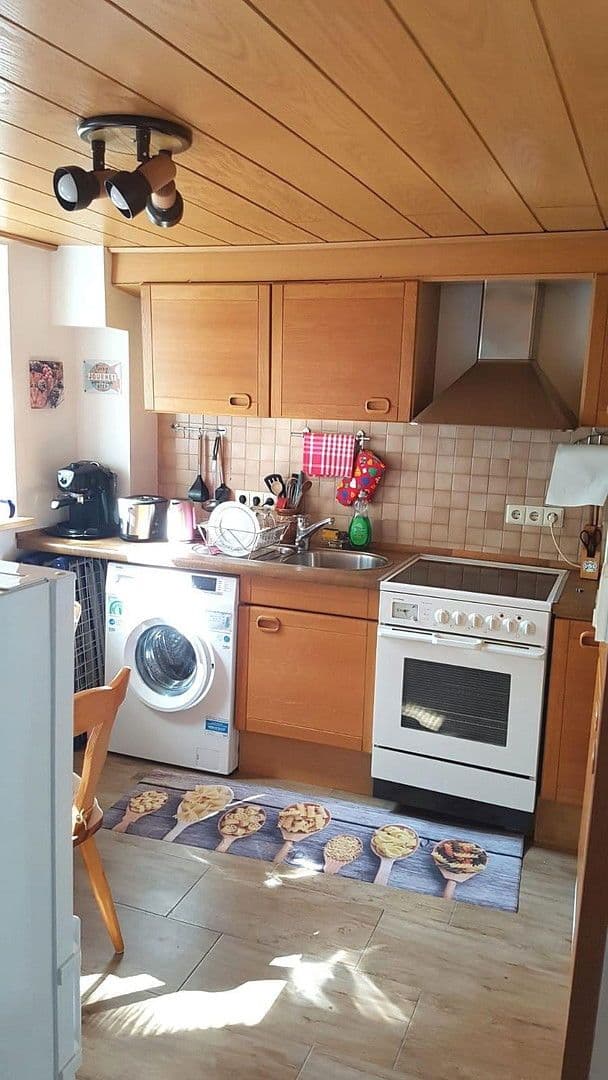 Prenájom bytu 1-izbový 16 m², Mönsheimerstr. 47, Heimsheim, Bádensko-Wurttembersko Prenájom bytu 1-izbový 16 m², Mönsheimerstr. 47, Heimsheim, Bádensko-Wurttembersko