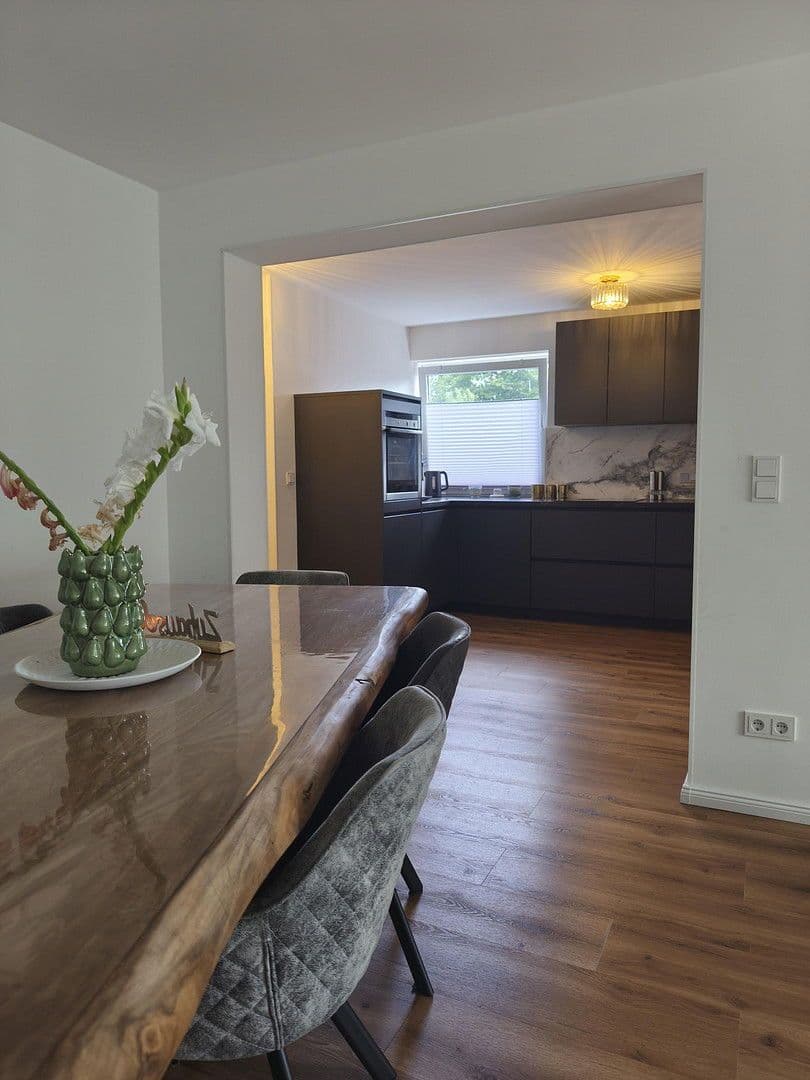 Predaj bytu 3-izbový 101 m², Hilden, Severné Porýnie - Westfálsko Predaj bytu 3-izbový 101 m², Hilden, Severné Porýnie - Westfálsko