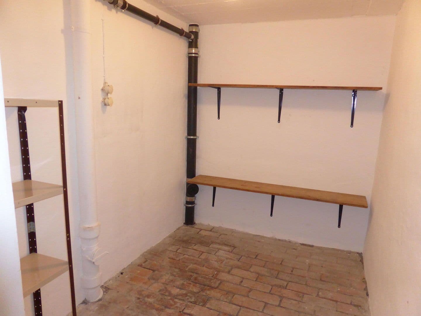 Predaj domu 155 m², pozemek 504 m², Biberach an der Riß, Bádensko-Wurttembersko Predaj domu 155 m², pozemek 504 m², Biberach an der Riß, Bádensko-Wurttembersko