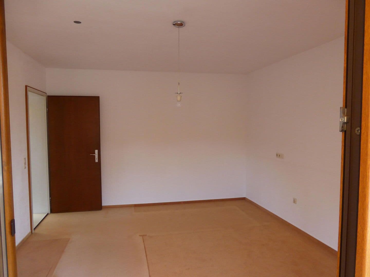 Predaj domu 155 m², pozemek 504 m², Biberach an der Riß, Bádensko-Wurttembersko Predaj domu 155 m², pozemek 504 m², Biberach an der Riß, Bádensko-Wurttembersko