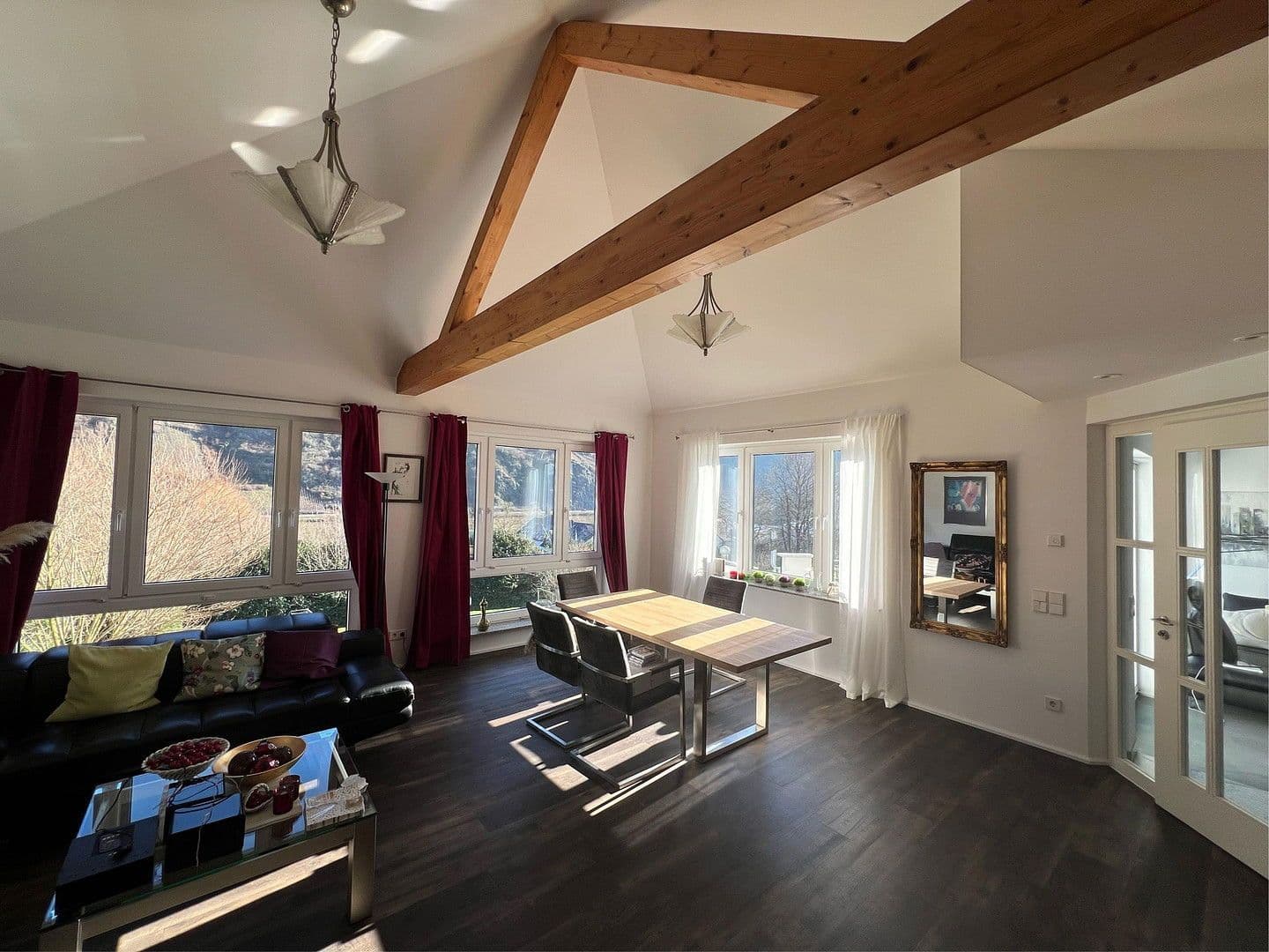 Predaj domu 304 m², pozemek 2.136 m², Traben-Trarbach, Porýnie-Falcko Predaj domu 304 m², pozemek 2.136 m², Traben-Trarbach, Porýnie-Falcko