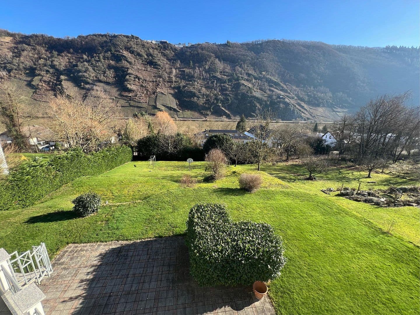 Predaj domu 304 m², pozemek 2.136 m², Traben-Trarbach, Porýnie-Falcko Predaj domu 304 m², pozemek 2.136 m², Traben-Trarbach, Porýnie-Falcko