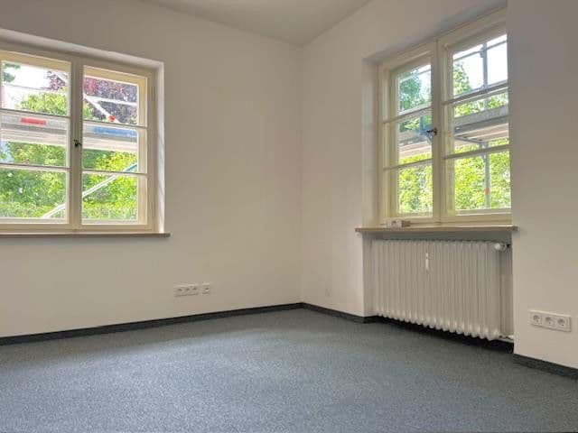 Prenájom kancelárie 162 m², Karl-Theodor-Strasse 18, München, Bavorsko Prenájom kancelárie 162 m², Karl-Theodor-Strasse 18, München, Bavorsko