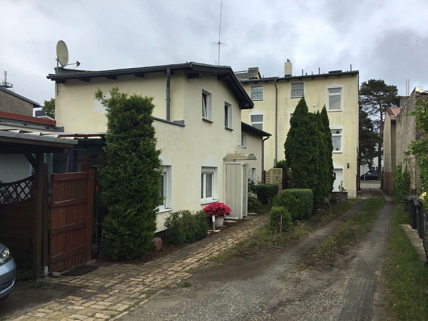 Predaj domu 255 m², pozemek 1.383 m², Chausseestr., Oranienburg, Brandenbursko Predaj domu 255 m², pozemek 1.383 m², Chausseestr., Oranienburg, Brandenbursko