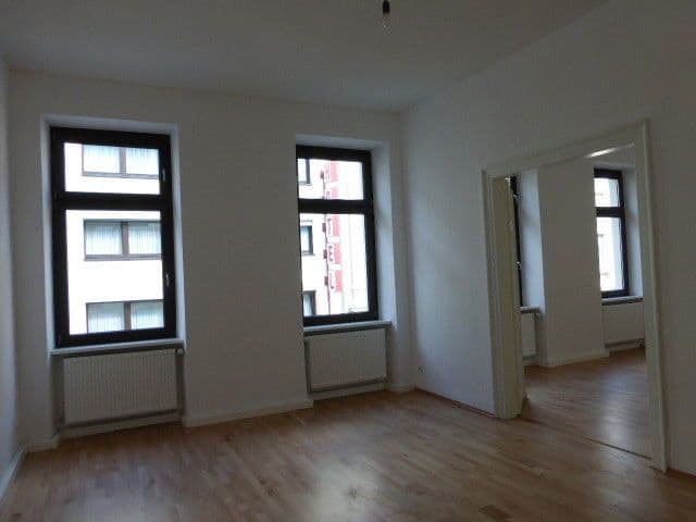 Prenájom bytu 4-izbový 120 m², Douglasstr. 6, Karlsruhe, Bádensko-Wurttembersko Prenájom bytu 4-izbový 120 m², Douglasstr. 6, Karlsruhe, Bádensko-Wurttembersko