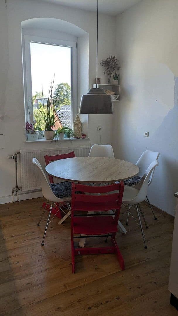 Prenájom bytu 4-izbový 89 m², Kaufering, Bavorsko Prenájom bytu 4-izbový 89 m², Kaufering, Bavorsko